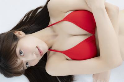 板野優花